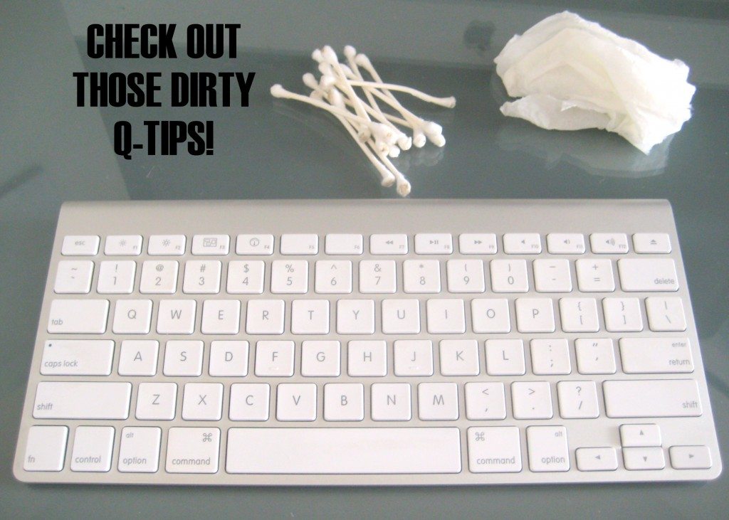 cleaning a computer keyboard