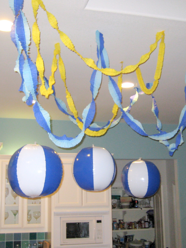 How to sew crepe paper streamers