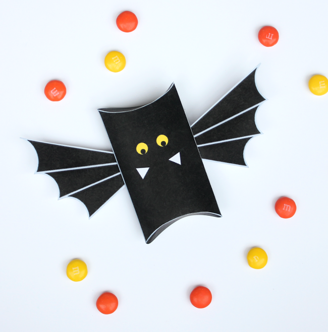 Free Printable Bat Pillow boxes Halloween